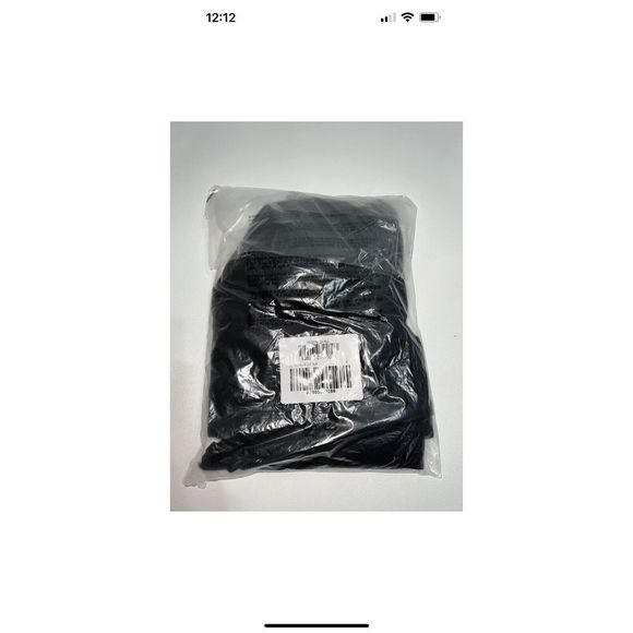 ATHLETA Conscious Cut Out Crop Sz Medium A-C Sports Bra Top Black $69 - Picture 6 of 6